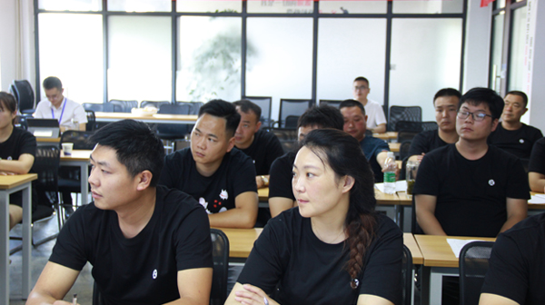 燃激情 贏大捷|藍(lán)炬星6月新晉經(jīng)銷商培訓(xùn)會(huì)圓滿結(jié)束！